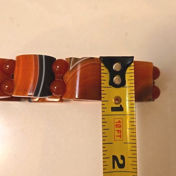 Banded Agate  & Carnelian Bead Elasticized Bracelet - Picture 6 of 12